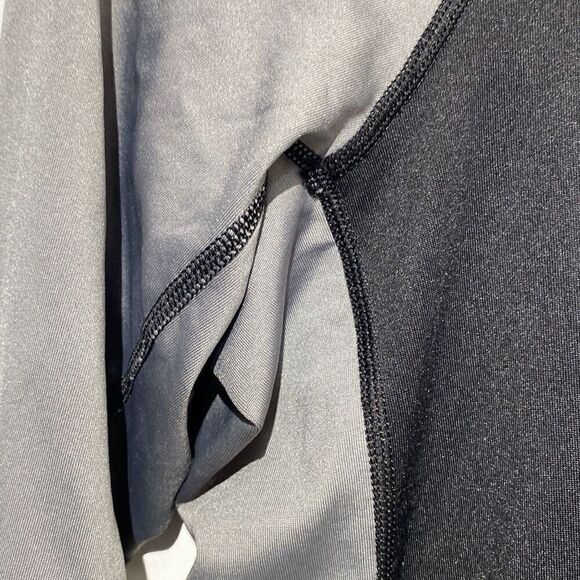 ActiveSkinz Men's Black Gray Maximum UV Protection Raglan Rash Guard Sz Medium - Picture 4 of 6